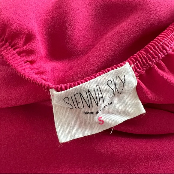 Sienna Sky Fuchsia Cold Shoulder Halter Ruffle Drop Waist Long Sleeve Blouse - Picture 10 of 12